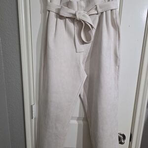 Dolce Cabo Cream Tie-Waist Pants